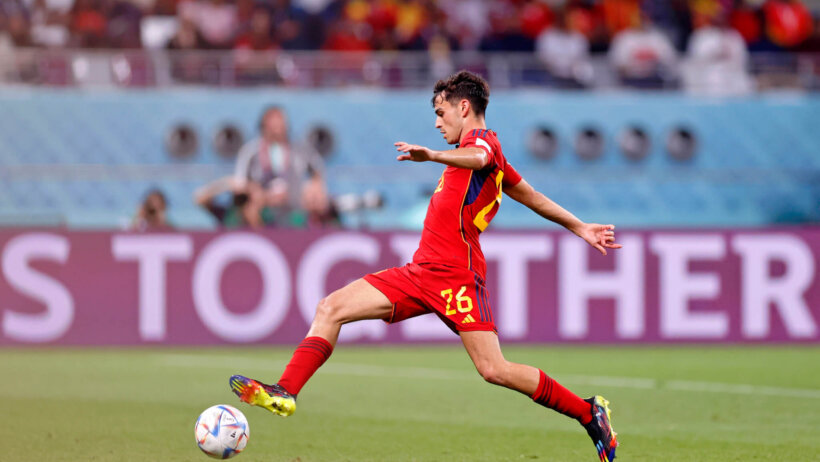 Spain midfielder Pedri controls the ball during the 2022 World Cup