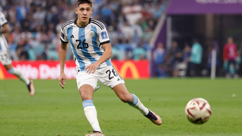 Argentina defender Nahuel Molina on the pitch against Ecuador