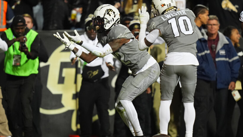 Travis Hunter celebrating a touchdown