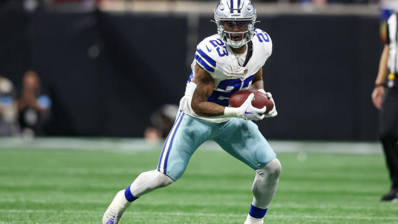 Dallas Cowboys running back Rico Dowdle running with the ball