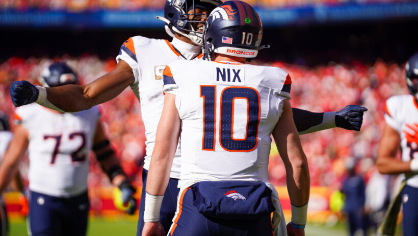 Bo Nix and Courtland Sutton celebrate a TD.