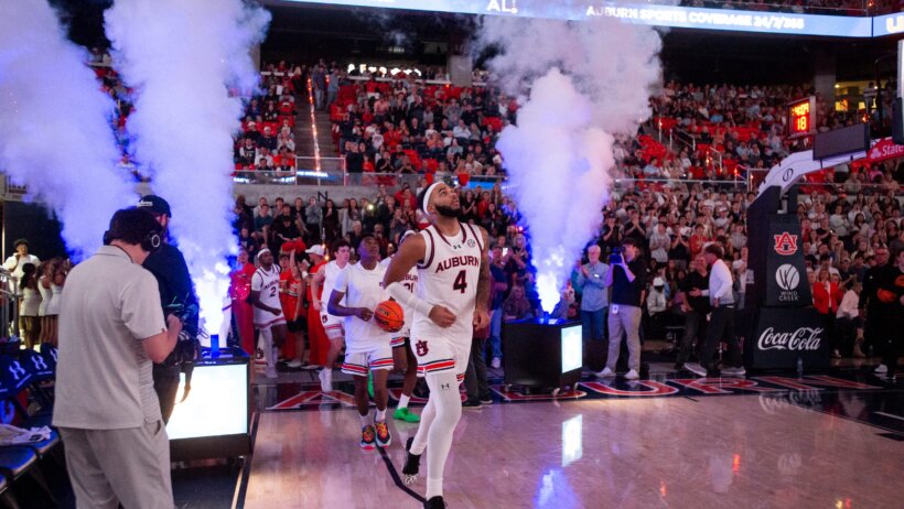 Auburn Tigers forward Johni Broome running onto the court