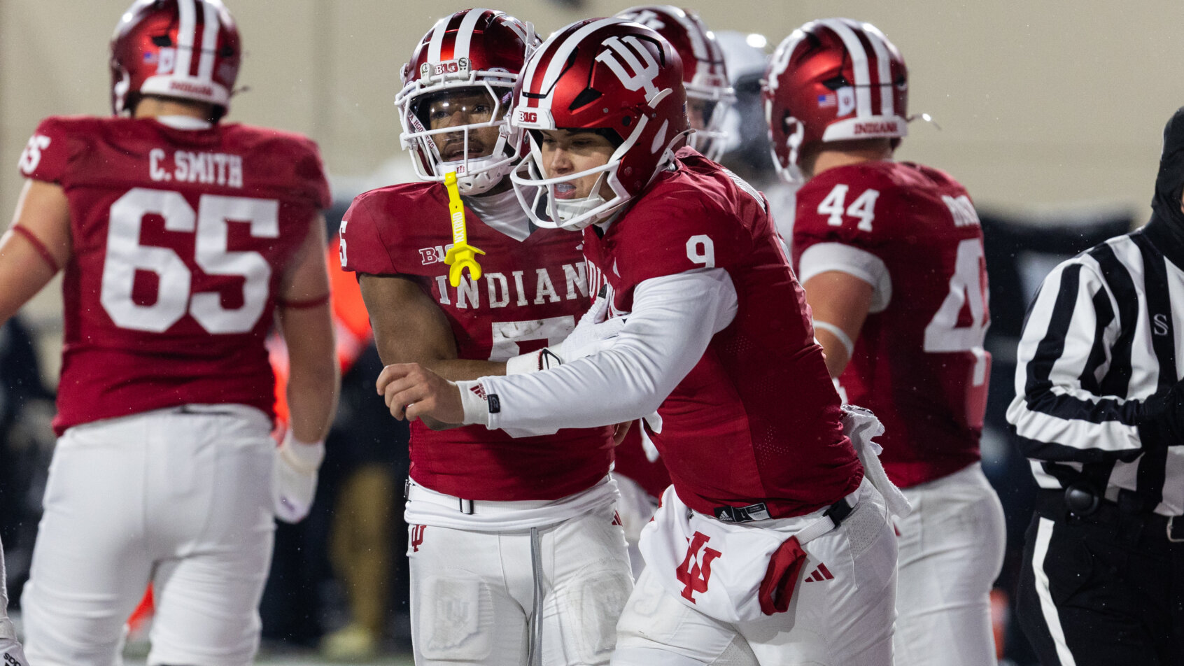 Indiana Hoosiers wide receiver Ke'Shawn Williams celebrates his touchdown with Indiana Hoosiers quarterback Kurtis Rourke